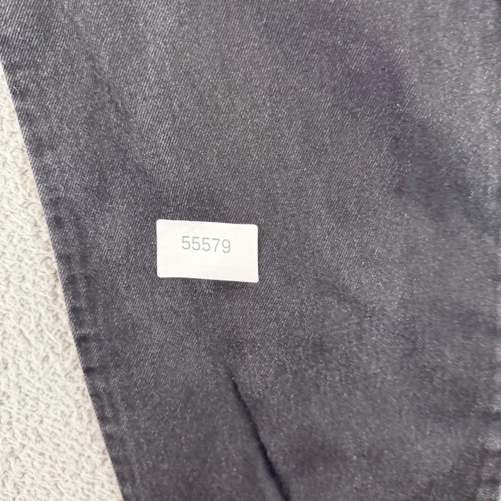 Levis before purchasing